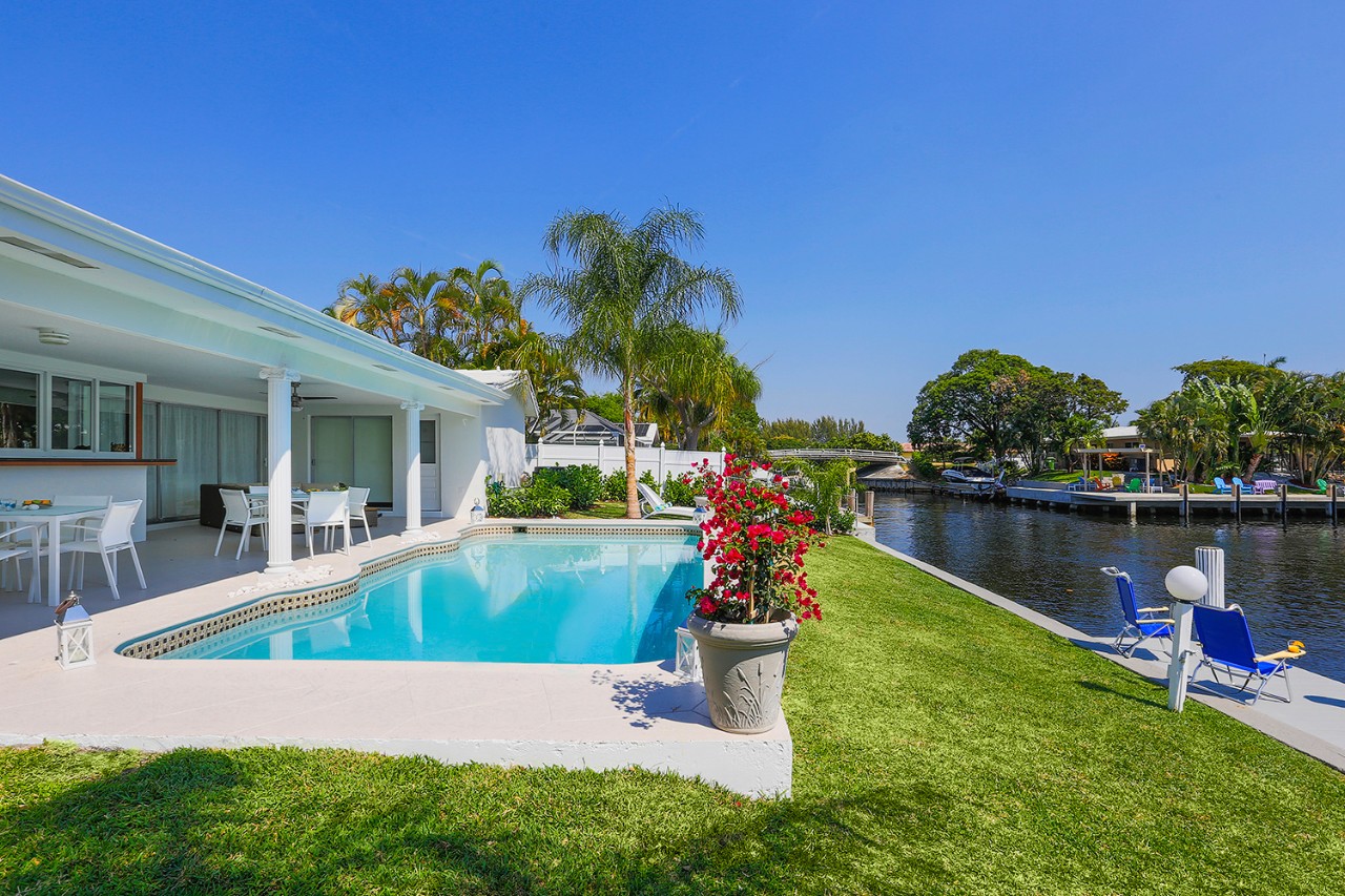 Aqua Vista Superior Florida Vacataion Rentals